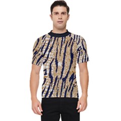 Tiger Snake Black 7000 Men s Short Sleeve Rash Guard by MickiRedd