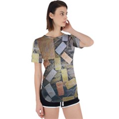 All That Glitters Is Gold  Perpetual Short Sleeve T-shirt