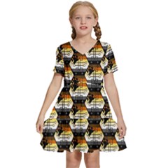 Hackers Town Void Mantis Hexagon Bear Pride Flag Kids  Short Sleeve Tiered Mini Dress