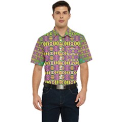 Unidentified  Flying Men s Short Sleeve Pocket Shirt 