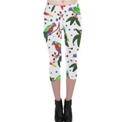 Seamless-pattern-with-parrot Capri Leggings  by nate14shop