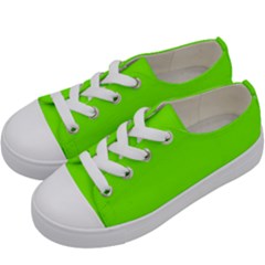 Grass-green-color-solid-background Kids  Low Top Canvas Sneakers