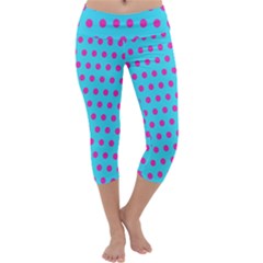 Background-polkadot 02 Capri Yoga Leggings