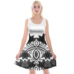 IM Fourth Dimension Black White 6 Reversible Velvet Sleeveless Dress