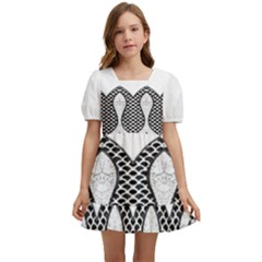 IM Fourth Dimension Black White 8 Kids  Short Sleeve Dolly Dress