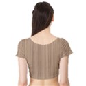 Background-wood Pattern Short Sleeve Crop Top View2