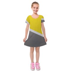 Pattern Yellow And Gray Kids  Short Sleeve Velvet Dress by nateshop