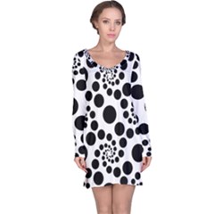 Dot Long Sleeve Nightdress by nateshop