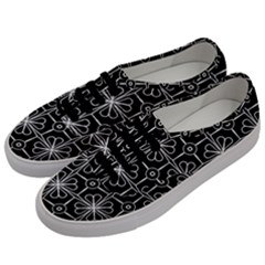 Seamless-pattern Black Men s Classic Low Top Sneakers by nateshop