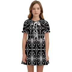 Seamless-pattern Black Kids  Sweet Collar Dress