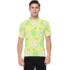 Apple Pattern Green Yellow Men s Short Sleeve Rash Guard by artworkshop