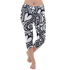 Seamless-pattern Love Karakter Lightweight Velour Capri Yoga Leggings by nateshop