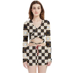 Illustration Checkered Pattern Decoration Velvet Wrap Crop Top And Shorts Set