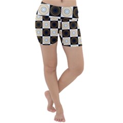 Illustration Checkered Pattern Decoration Lightweight Velour Yoga Shorts