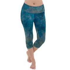  Pattern Design Texture Lightweight Velour Capri Yoga Leggings by artworkshop