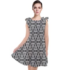 Decorative Tie Up Tunic Dress by nateshop