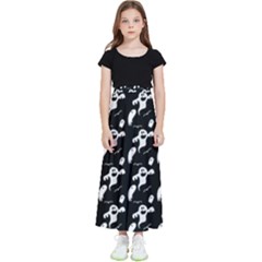 Halloween Background Ghost Pattern Kids  Flared Maxi Skirt by Amaryn4rt