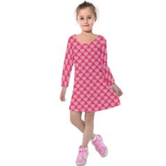 Valentine Lobe Hearts Background Seamless Tile Kids  Long Sleeve Velvet Dress by Wegoenart