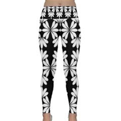 Illustration Floral Pattern Floral Background Lightweight Velour Classic Yoga Leggings by Wegoenart