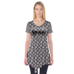Little Spring Blossom  Short Sleeve Tunic  by ConteMonfrey