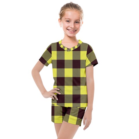 Black And Yellow Big Plaids Kids  Mesh Tee And Shorts Set by ConteMonfrey