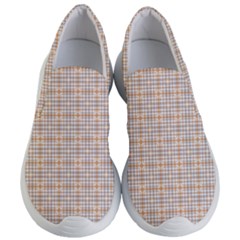 Portuguese Vibes - Brown and white geometric plaids Women s Lightweight Slip Ons