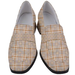 Portuguese Vibes - Brown and white geometric plaids Women s Chunky Heel Loafers