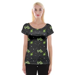 Halloween - The Witch Is Back   Cap Sleeve Top by ConteMonfrey