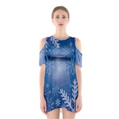 Snowflakes Shoulder Cutout One Piece Dress by nateshop