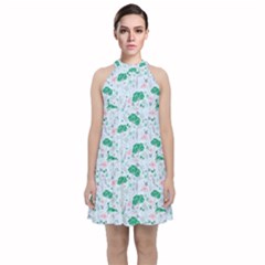 Illustration Flower Pattern Wallpaper Seamless Velvet Halter Neckline Dress 