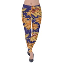 Seamless-pattern Floral Batik-vector Velvet Leggings by nateshop