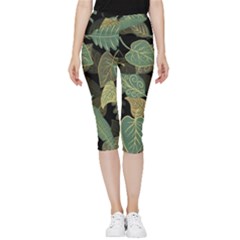 Autumn Fallen Leaves Dried Leaves Inside Out Lightweight Velour Capri Leggings 