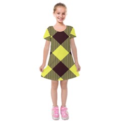 Black And Yellow Plaids Diagonal Kids  Short Sleeve Velvet Dress by ConteMonfrey