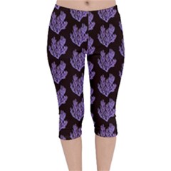 Black Seaweed Velvet Capri Leggings 