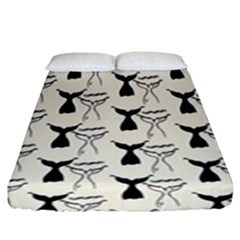 Black And White Mermaid Tail Fitted Sheet (king Size) by ConteMonfrey