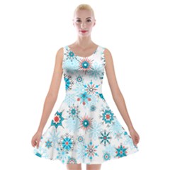 Beautifule Snowflake Decorative Pattern Seamless Velvet Skater Dress