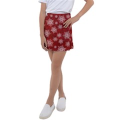 Snowflakes And Star Patternsred Snow Kids  Tennis Skirt by artworkshop