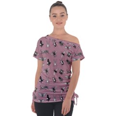 Insects pattern Off Shoulder Tie-Up Tee