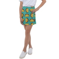 Taco-drawing-background-mexican-fast-food-pattern Kids  Tennis Skirt by Pakemis