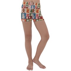 Cute Christmas Seamless Pattern Vector  - Kids  Lightweight Velour Yoga Shorts by Uceng