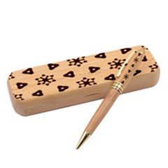 Wavey Shapes Pattern                                                       Alderwood Pen Set