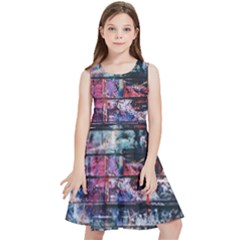 Splattered Paint On Wall Kids  Skater Dress