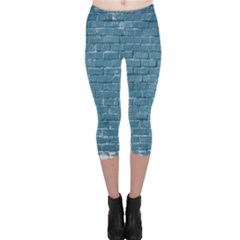 White And Blue Brick Wall Capri Leggings 