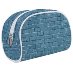 White And Blue Brick Wall Make Up Case (Medium)