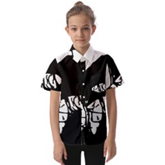 Mrn Kids  Short Sleeve Shirt by MRNStudios