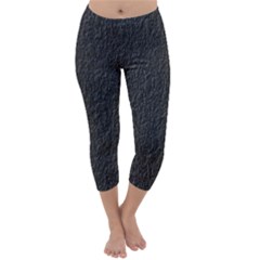 Black Wall Texture Capri Winter Leggings 