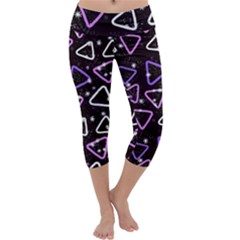 Abstract Background Graphic Pattern Capri Yoga Leggings