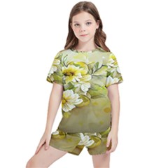 Watercolor Yellow And-white Flower Background Kids  Tee And Sports Shorts Set by artworkshop