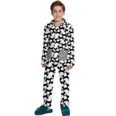 Playful Pups Black And White Pattern Kids  Long Sleeve Velvet Pajamas Set by dflcprintsclothing