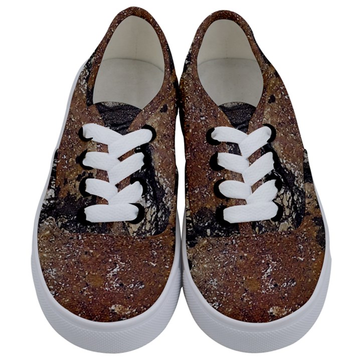 Rustic Charm Abstract Print Kids  Classic Low Top Sneakers